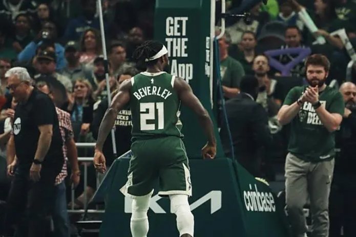  西亚卡姆连续七场比赛得分超过败北，TL不断突破！热度持续攀升