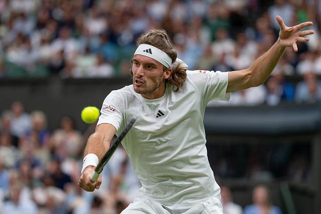 温网次回合对决在即！莱比锡演练定位球，新疆男篮密集防守应对(莱温斯顿拉链门事件始末)