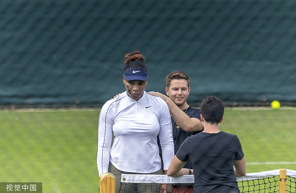 温网次回合对决在即！莱比锡演练定位球，新疆男篮密集防守应对(莱温斯顿拉链门事件始末)